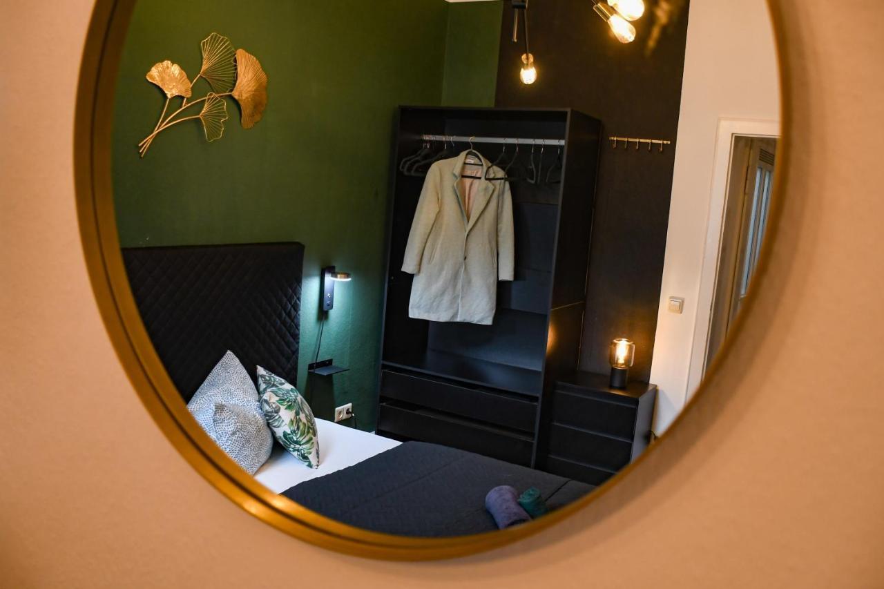 Moderne Ferienwohnung In Direkter Naehe Zur Uni, Netflix Gratis, Wlan, Waschmaschine, Geschirrspueler, Zentrum, Chemnitz Bagian luar foto